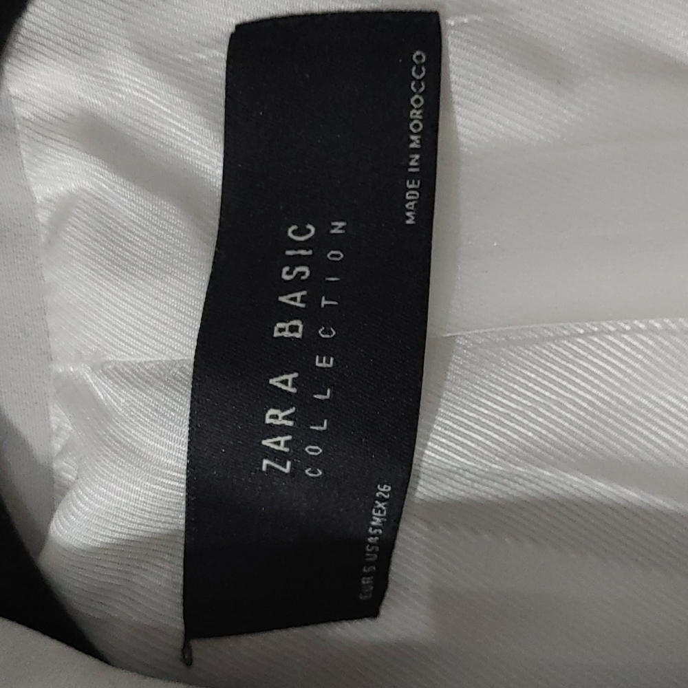 Blazer - Picture 3 of 3
